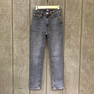 BDG Girlfriend High Rise 25 short